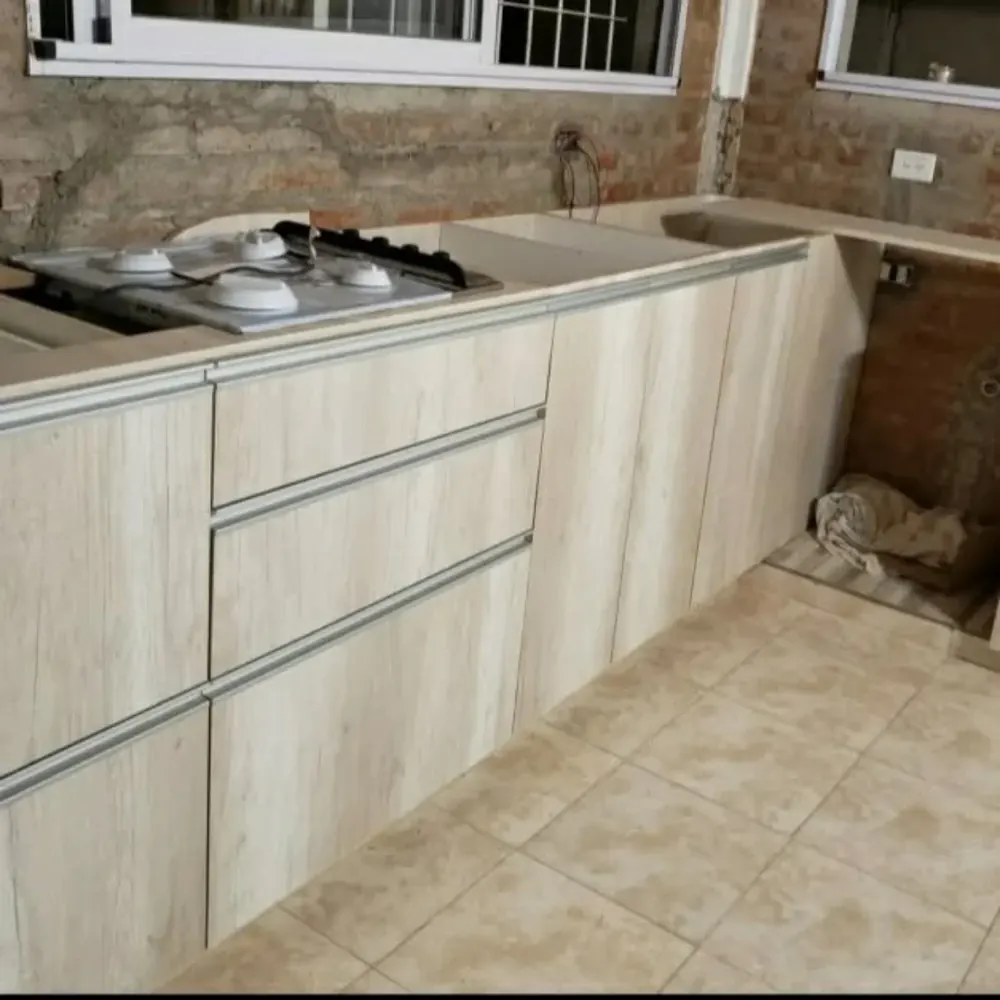 Bajo Mesada en Instalación